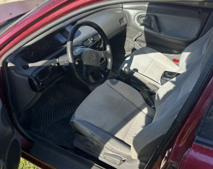 Мазда 626 1996 в Черновцах на Automoto.ua Красный Мазда 626, объемом двигателя 2 л и пробегом 404 тыс. км за 2078 $, фото 5 на Automoto.ua