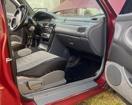 Красный Мазда 626, объемом двигателя 2 л и пробегом 561 тыс. км за 1600 $, фото 12 на Automoto.ua