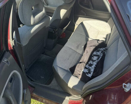 Мазда 626 1996 в Черновцах на Automoto.ua Красный Мазда 626, объемом двигателя 2 л и пробегом 404 тыс. км за 2078 $, фото 6 на Automoto.ua