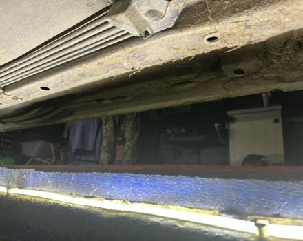 Красный Мазда 626, объемом двигателя 2 л и пробегом 360 тыс. км за 2500 $, фото 7 на Automoto.ua