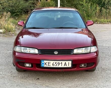 Красный Мазда 626, объемом двигателя 2 л и пробегом 250 тыс. км за 1400 $, фото 2 на Automoto.ua