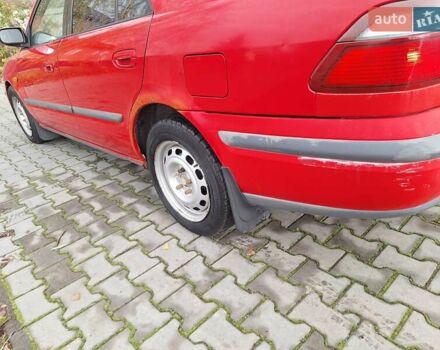 Красный Мазда 626, объемом двигателя 2 л и пробегом 111 тыс. км за 1800 $, фото 7 на Automoto.ua