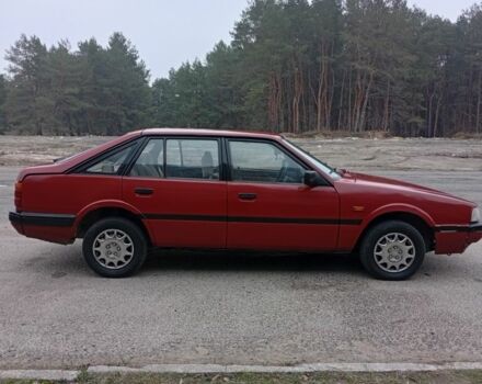 Червоний Мазда 626, об'ємом двигуна 2 л та пробігом 333 тис. км за 950 $, фото 1 на Automoto.ua