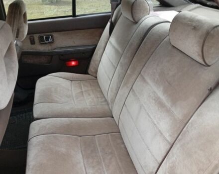 Червоний Мазда 626, об'ємом двигуна 2 л та пробігом 333 тис. км за 950 $, фото 3 на Automoto.ua