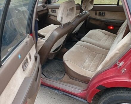 Червоний Мазда 626, об'ємом двигуна 2 л та пробігом 333 тис. км за 950 $, фото 6 на Automoto.ua