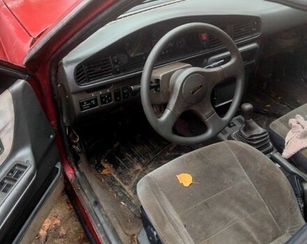 Красный Мазда 626, объемом двигателя 2 л и пробегом 0 тыс. км за 1100 $, фото 3 на Automoto.ua