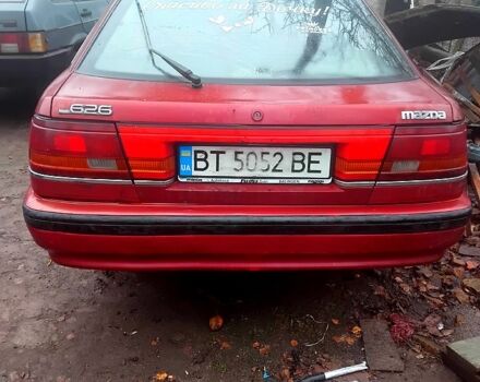Красный Мазда 626, объемом двигателя 2 л и пробегом 0 тыс. км за 1100 $, фото 1 на Automoto.ua