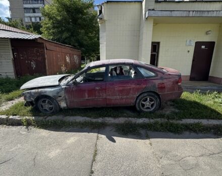 Червоний Мазда 626, об'ємом двигуна 2 л та пробігом 300 тис. км за 600 $, фото 1 на Automoto.ua