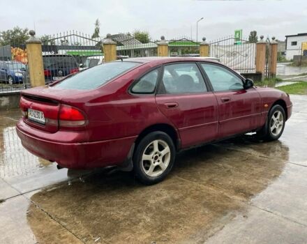 Красный Мазда 626, объемом двигателя 1.8 л и пробегом 200 тыс. км за 1200 $, фото 4 на Automoto.ua