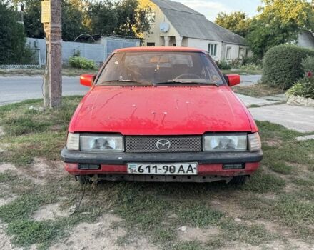 Красный Мазда 626, объемом двигателя 0 л и пробегом 250 тыс. км за 191 $, фото 1 на Automoto.ua