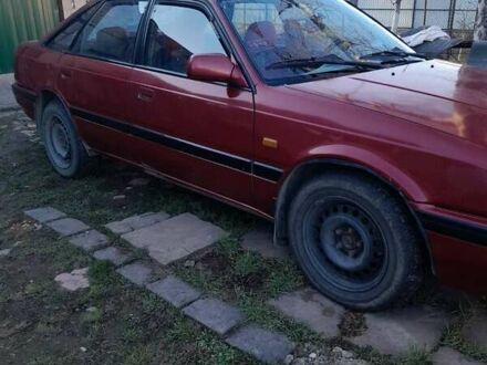 Мазда 626 1991 у Чернівцях на Automoto.ua Червоний Мазда 626, об'ємом двигуна 2 л та пробігом 201 тис. км за 1650 $, фото 1 на Automoto.ua