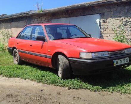 Красный Мазда 626, объемом двигателя 2 л и пробегом 400 тыс. км за 538 $, фото 1 на Automoto.ua