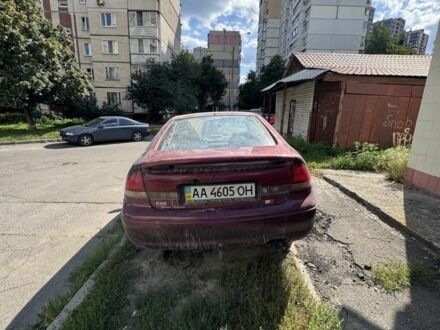 Червоний Мазда 626, об'ємом двигуна 2 л та пробігом 300 тис. км за 600 $, фото 1 на Automoto.ua