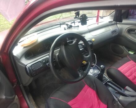 Красный Мазда 626, объемом двигателя 2 л и пробегом 50 тыс. км за 2200 $, фото 1 на Automoto.ua