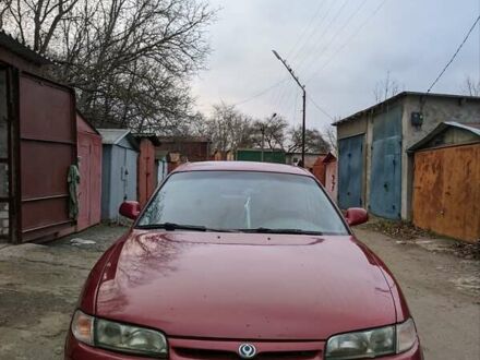 Красный Мазда 626, объемом двигателя 2 л и пробегом 409 тыс. км за 1800 $, фото 1 на Automoto.ua