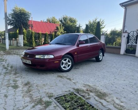 Красный Мазда 626, объемом двигателя 1.8 л и пробегом 380 тыс. км за 1350 $, фото 1 на Automoto.ua