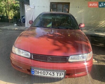 Червоний Мазда 626, об'ємом двигуна 1.84 л та пробігом 300 тис. км за 1900 $, фото 1 на Automoto.ua