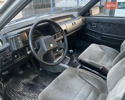 Мазда 626, объемом двигателя 2 л и пробегом 374 тыс. км за 700 $, фото 2 на Automoto.ua