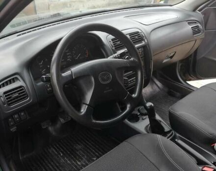 Мазда 626, объемом двигателя 0 л и пробегом 211 тыс. км за 3600 $, фото 4 на Automoto.ua