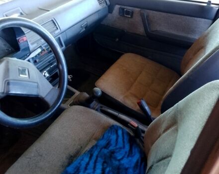 Мазда 626, объемом двигателя 2 л и пробегом 321 тыс. км за 850 $, фото 2 на Automoto.ua