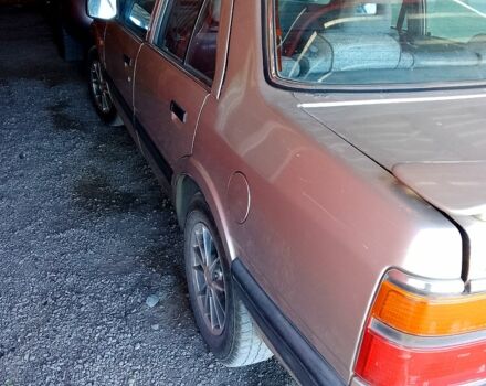 Мазда 626, объемом двигателя 2 л и пробегом 321 тыс. км за 850 $, фото 3 на Automoto.ua