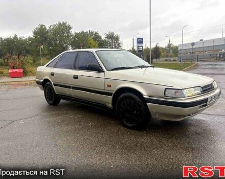 Мазда 626, объемом двигателя 2 л и пробегом 300 тыс. км за 1000 $, фото 4 на Automoto.ua