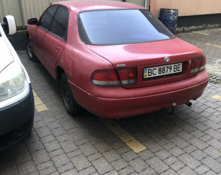 Мазда 626, объемом двигателя 1.99 л и пробегом 350 тыс. км за 900 $, фото 3 на Automoto.ua