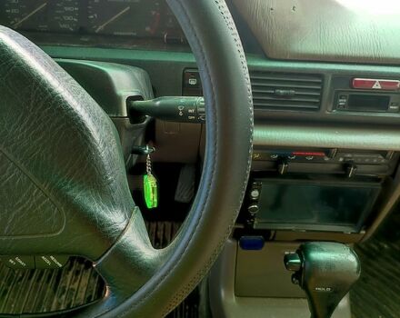 Мазда 626, объемом двигателя 2 л и пробегом 167 тыс. км за 2000 $, фото 5 на Automoto.ua