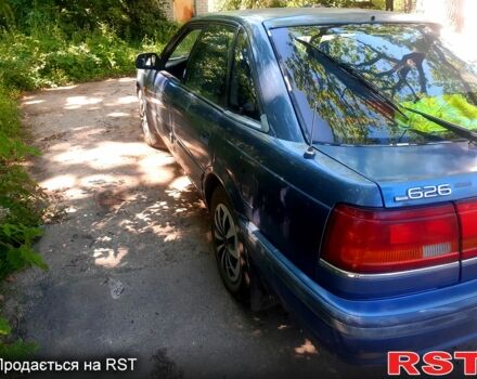 Мазда 626, об'ємом двигуна 2 л та пробігом 329 тис. км за 1000 $, фото 1 на Automoto.ua