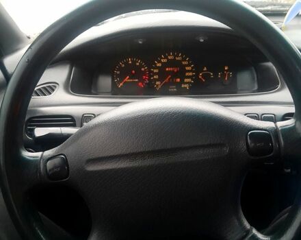 Мазда 626, объемом двигателя 20 л и пробегом 421 тыс. км за 2200 $, фото 3 на Automoto.ua