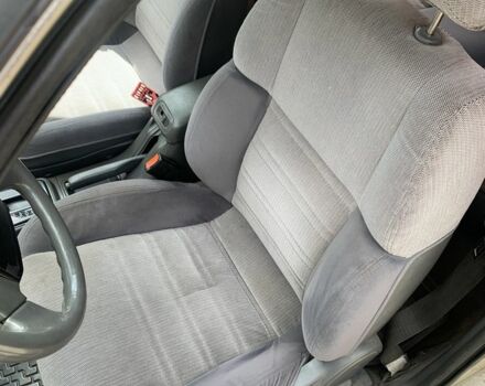 Серый Мазда 626, объемом двигателя 1.6 л и пробегом 178 тыс. км за 1500 $, фото 5 на Automoto.ua