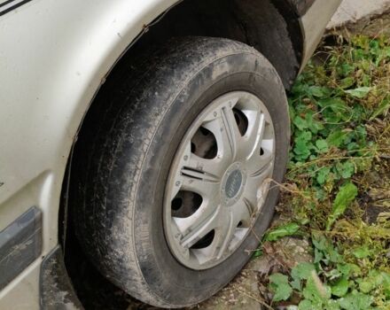 Серый Мазда 626, объемом двигателя 2 л и пробегом 300 тыс. км за 1200 $, фото 6 на Automoto.ua