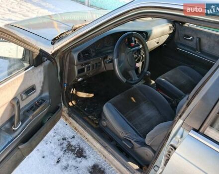 Сірий Мазда 626, об'ємом двигуна 2 л та пробігом 300 тис. км за 1100 $, фото 3 на Automoto.ua