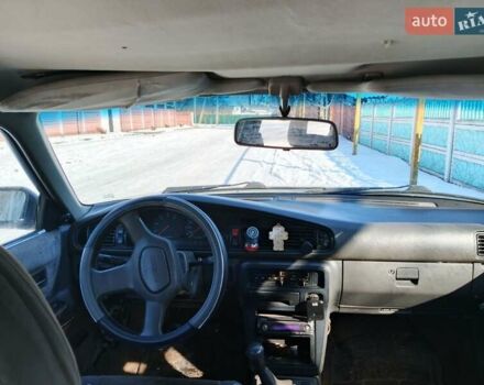 Сірий Мазда 626, об'ємом двигуна 2 л та пробігом 300 тис. км за 1100 $, фото 4 на Automoto.ua