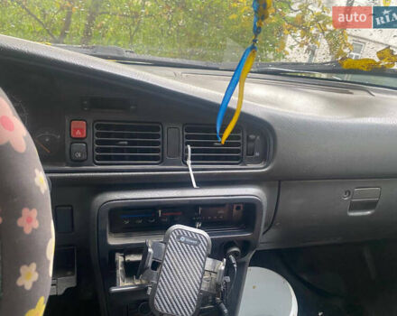 Серый Мазда 626, объемом двигателя 2 л и пробегом 355 тыс. км за 1000 $, фото 5 на Automoto.ua