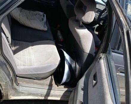 Серый Мазда 626, объемом двигателя 2 л и пробегом 430 тыс. км за 1200 $, фото 4 на Automoto.ua