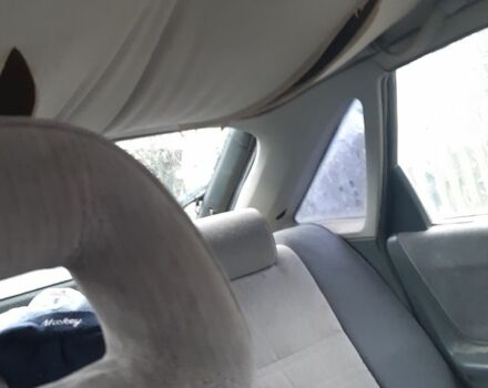 Серый Мазда 626, объемом двигателя 2 л и пробегом 200 тыс. км за 600 $, фото 2 на Automoto.ua