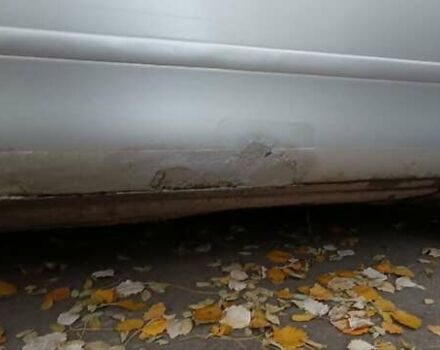 Серый Мазда 626, объемом двигателя 1.99 л и пробегом 448 тыс. км за 550 $, фото 2 на Automoto.ua