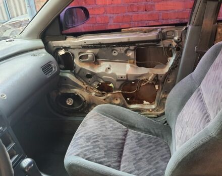 Серый Мазда 626, объемом двигателя 2.5 л и пробегом 288 тыс. км за 716 $, фото 3 на Automoto.ua