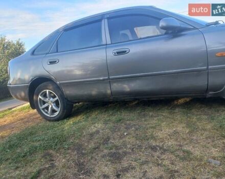 Серый Мазда 626, объемом двигателя 1.99 л и пробегом 300 тыс. км за 2500 $, фото 1 на Automoto.ua