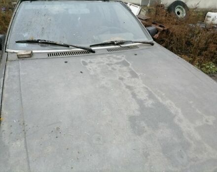 Сірий Мазда 626, об'ємом двигуна 1.6 л та пробігом 24 тис. км за 100 $, фото 4 на Automoto.ua