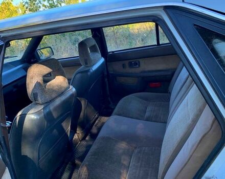 Серый Мазда 626, объемом двигателя 1.6 л и пробегом 0 тыс. км за 625 $, фото 3 на Automoto.ua