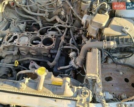 Сірий Мазда 626, об'ємом двигуна 2 л та пробігом 500 тис. км за 500 $, фото 4 на Automoto.ua