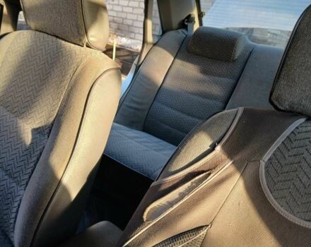 Сірий Мазда 626, об'ємом двигуна 2 л та пробігом 500 тис. км за 500 $, фото 4 на Automoto.ua