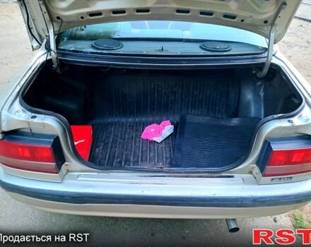 Сірий Мазда 626, об'ємом двигуна 2 л та пробігом 447 тис. км за 1300 $, фото 5 на Automoto.ua