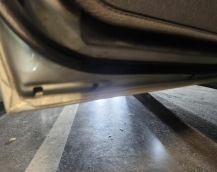 Сірий Мазда 626, об'ємом двигуна 1.8 л та пробігом 280 тис. км за 1650 $, фото 12 на Automoto.ua