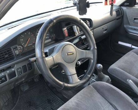Серый Мазда 626, объемом двигателя 2 л и пробегом 300 тыс. км за 1700 $, фото 4 на Automoto.ua