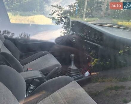 Сірий Мазда 626, об'ємом двигуна 1.8 л та пробігом 300 тис. км за 1600 $, фото 4 на Automoto.ua