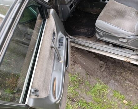 Сірий Мазда 626, об'ємом двигуна 2 л та пробігом 77 тис. км за 720 $, фото 2 на Automoto.ua