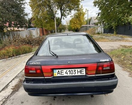 Сірий Мазда 626, об'ємом двигуна 2 л та пробігом 500 тис. км за 1051 $, фото 4 на Automoto.ua